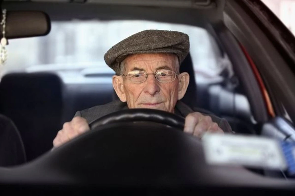 68 jaar en dan? Waarom dit EU-land de regels voor oudere chauffeurs drastisch aanscherpt - image 1