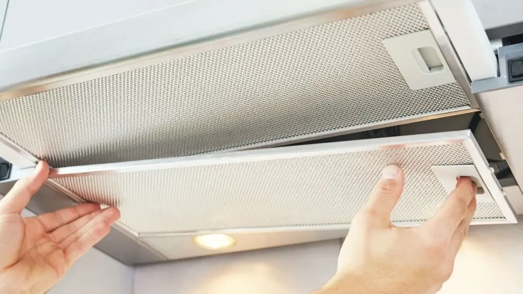 Ditch de afzuigkap: dit is de zwarte gleuf in je kookplaat