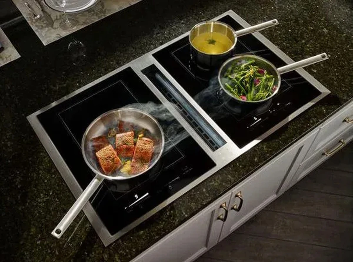 Ditch de afzuigkap: dit is de zwarte gleuf in je kookplaat - image 1