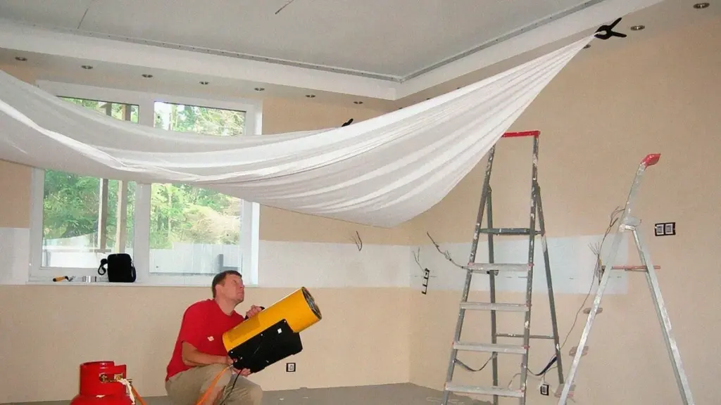 Eerst behangen of het plafond? De fout die 84% van de Nederlanders maakt