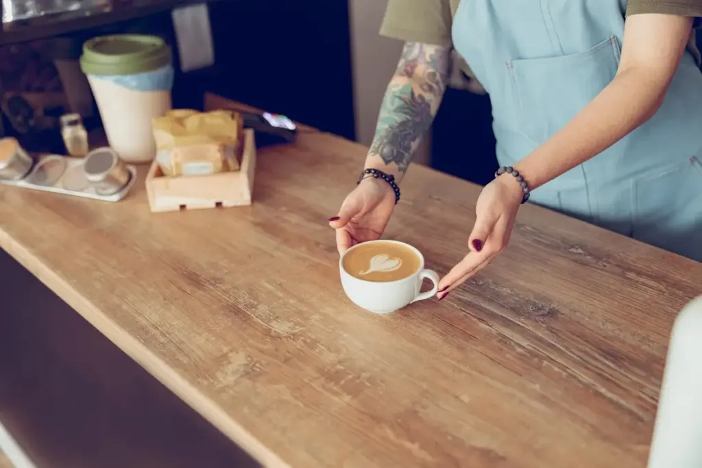 Waarom een kopje koffie in Litouwen nu evenveel kost als een lunch in Milaan