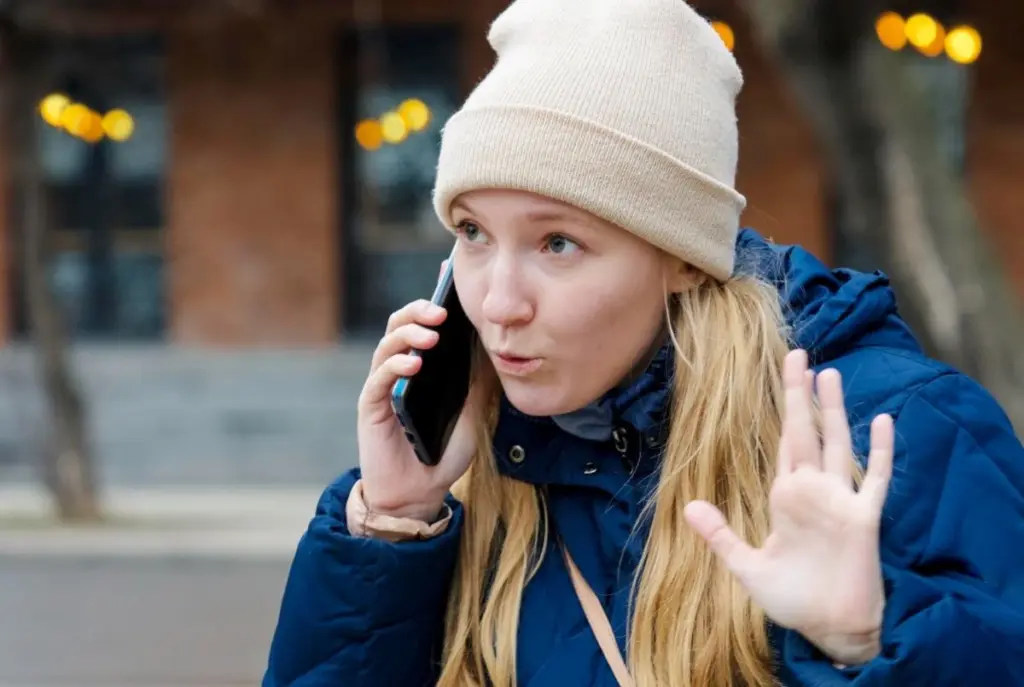Waarom je direct moet ophangen als een "bankmedewerker" deze drie woorden gebruikt