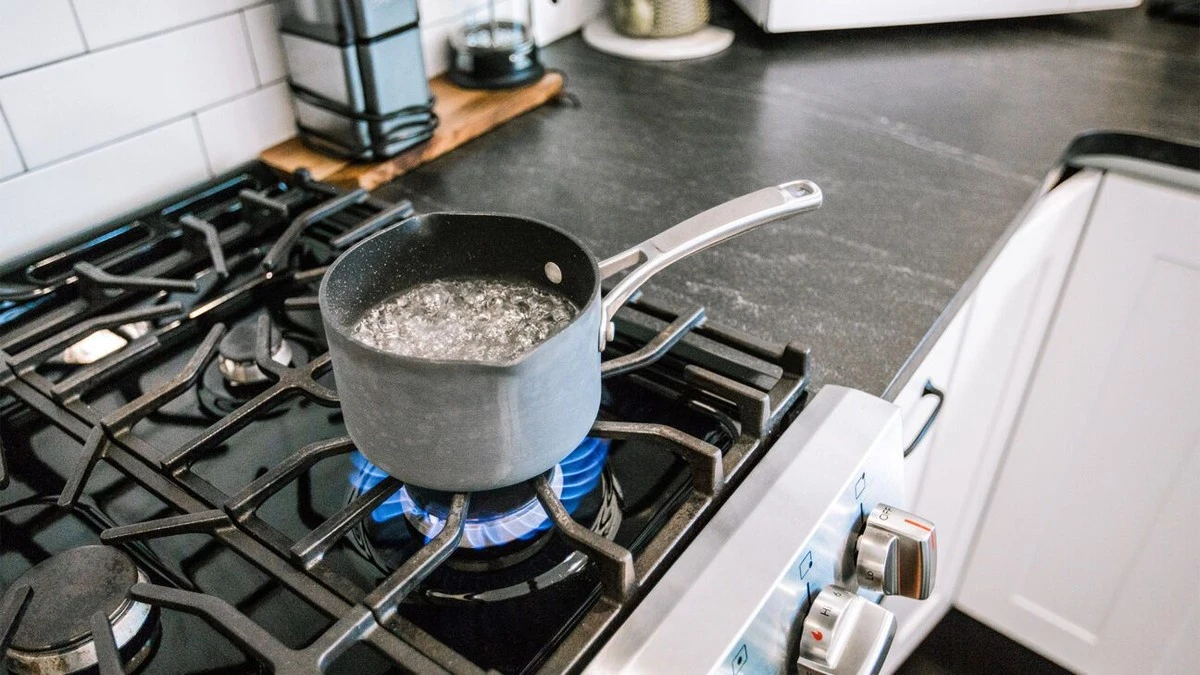 Waarom je kraanwater voortaan eerst moet koken en dan door een filter moet gieten - image 1