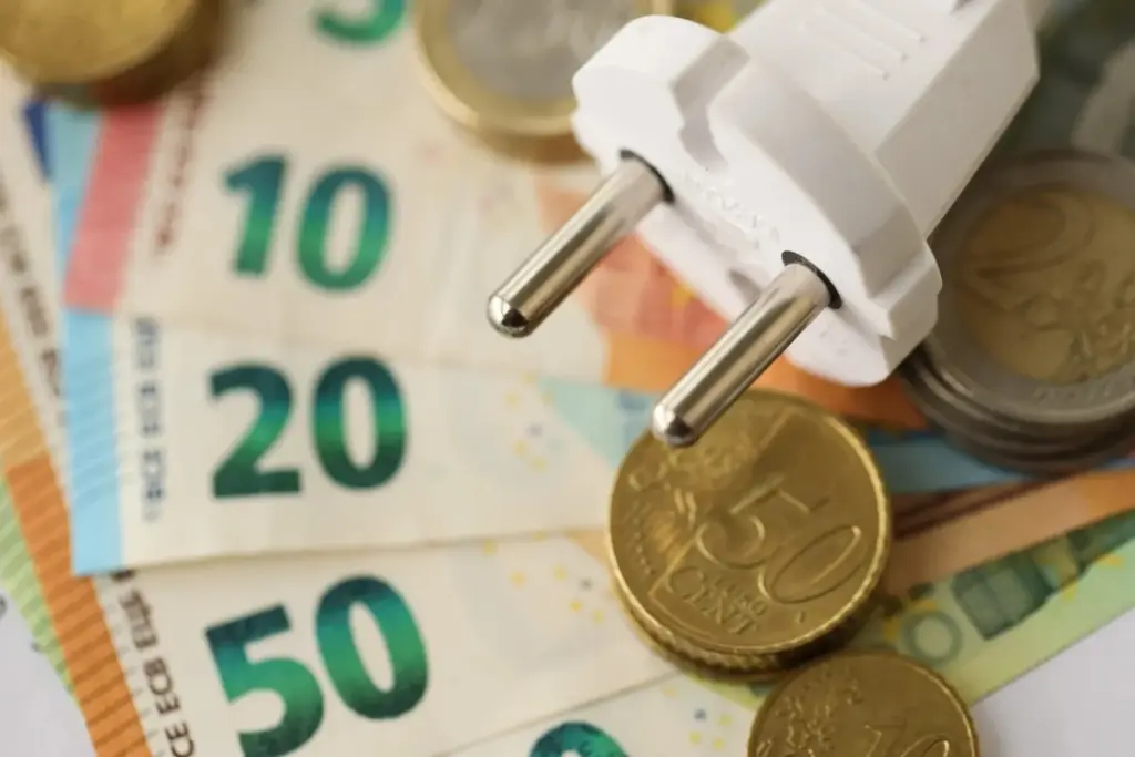 Waarom je nu beter nog even kunt wachten met het vastzetten van je energiecontract