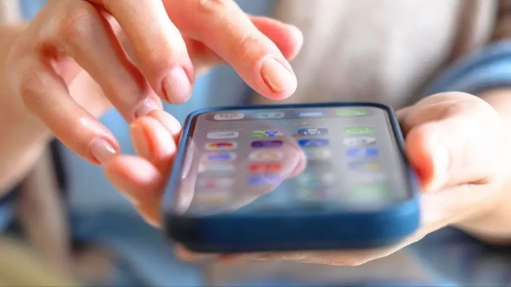 Wis deze 7 apps meteen: ze volgen elke stap van je telefoon