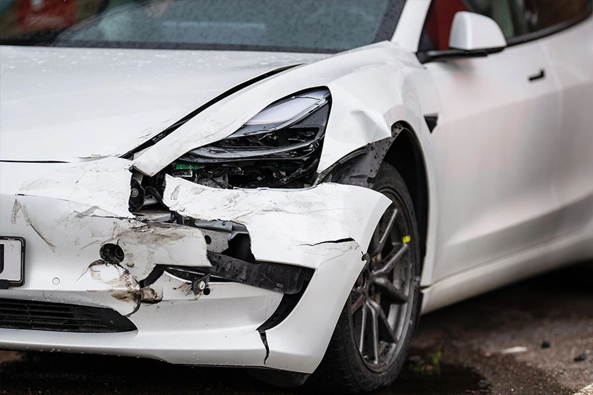 Waarom de trotse bezitters van deze luxe elektrische SUV in Noorwegen nu massaal de sleepdienst bellen - image 1