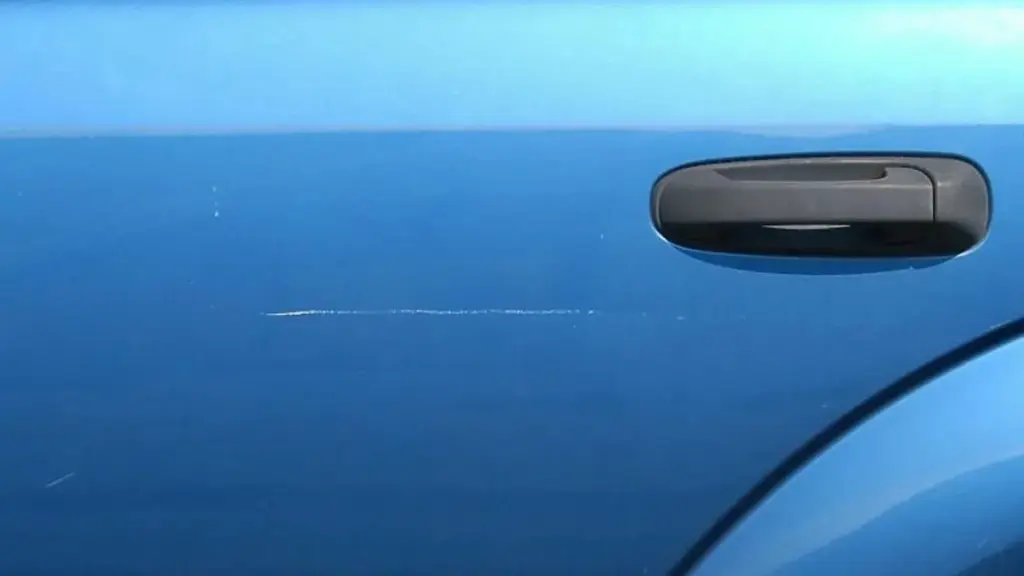 Waarom een klein krasje in uw elektrische auto u plotseling 17.000 euro kan kosten