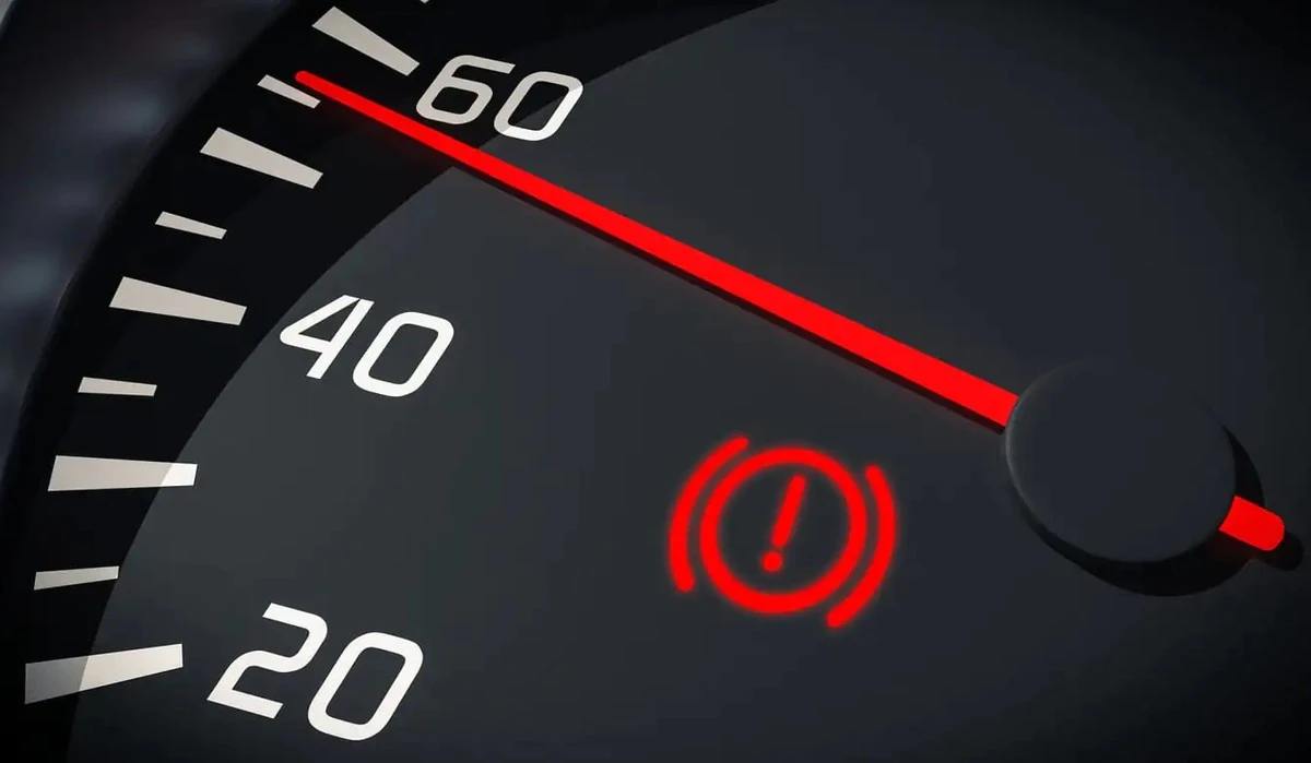 Waarom nieuwe auto's vanaf 2026 verplicht knipperende remlichten krijgen - image 1